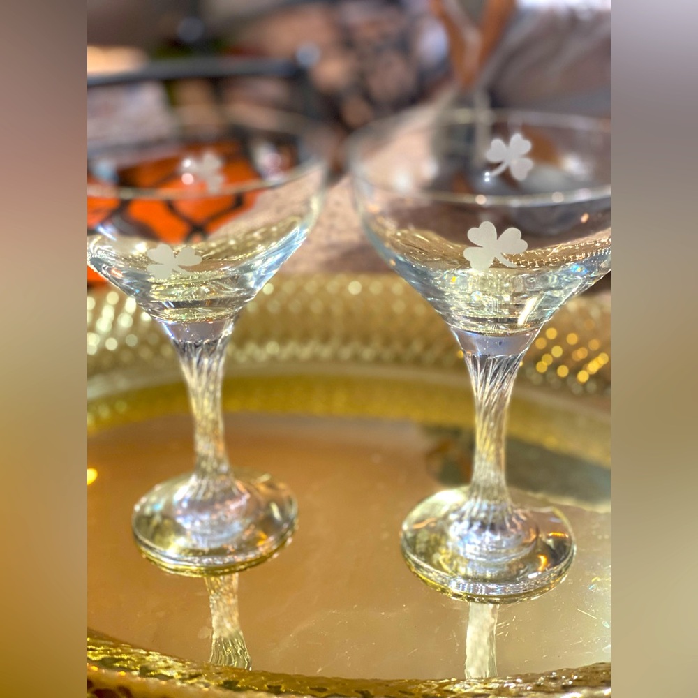 Eamon Irish Crystal Etched Shamrock Twist Stem pair